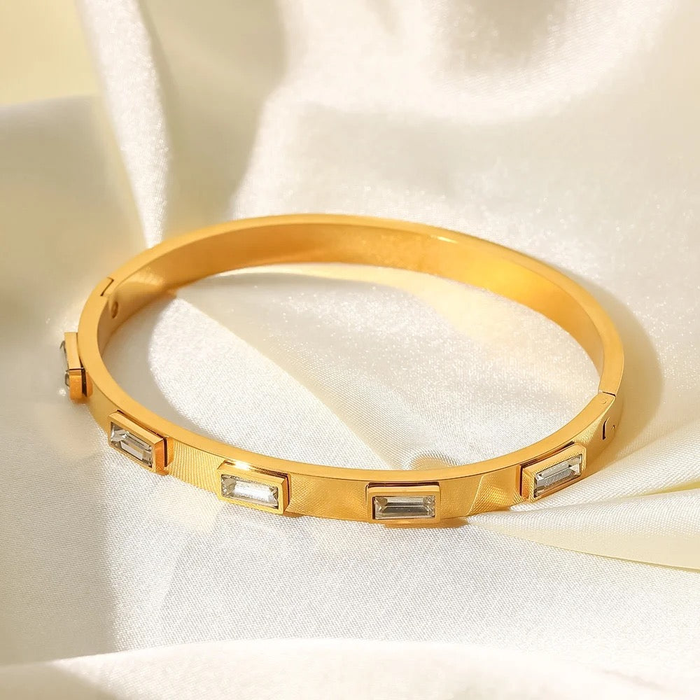 DUBAI BANGLE