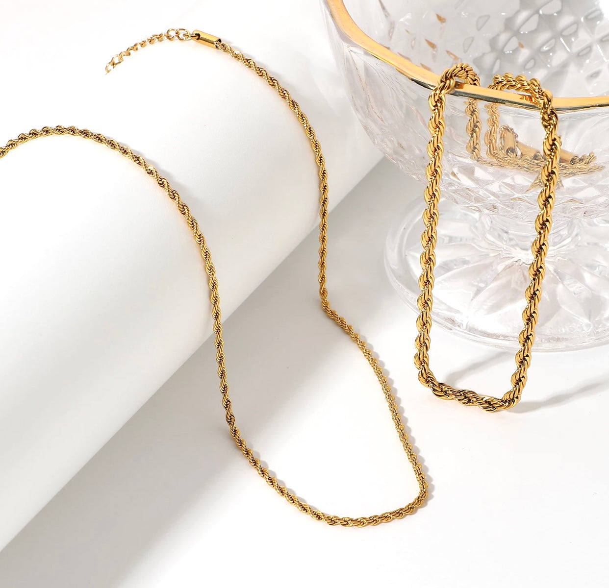 DAINTY ROPE CHAIN