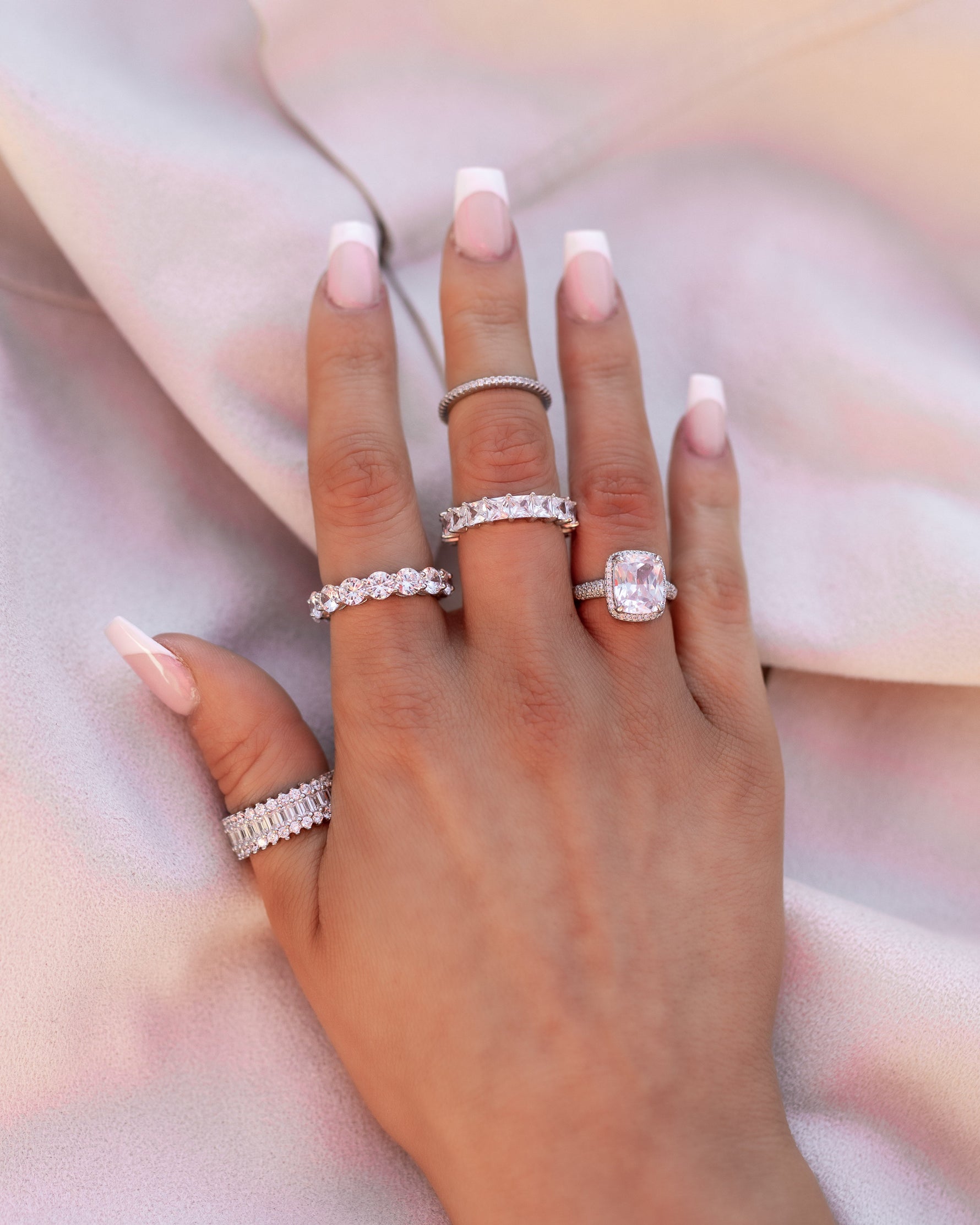 large round cut rings